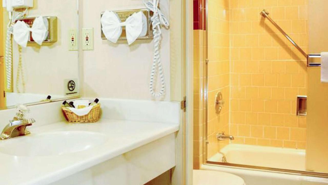 Ruby Inn Bridgeport Bagian luar foto